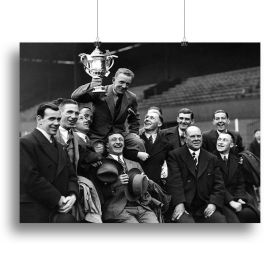 Celtic Scottish Cup Winners 1933 Canvas Print or Poster (Type: Standard Framed Canvas Print, size: 16" x 12" / 42cm x 30cm (approx))